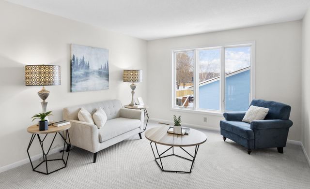 7890 Grinnell Court E, Lakeville, MN 55044