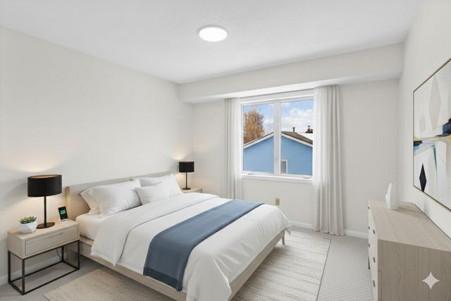 7890 Grinnell Court E, Lakeville, MN 55044