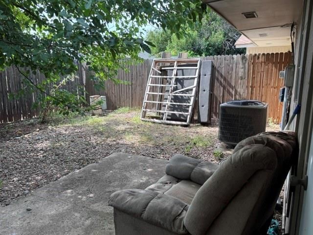 109 Kendra Drive, Midwest City, OK 73110