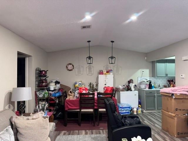 109 Kendra Drive, Midwest City, OK 73110