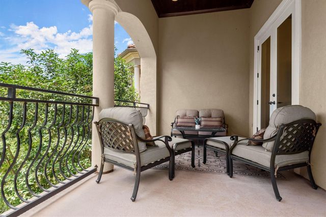 106 La Vie Drive, Montgomery, TX 77316