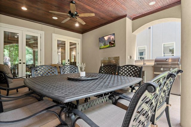 106 La Vie Drive, Montgomery, TX 77316