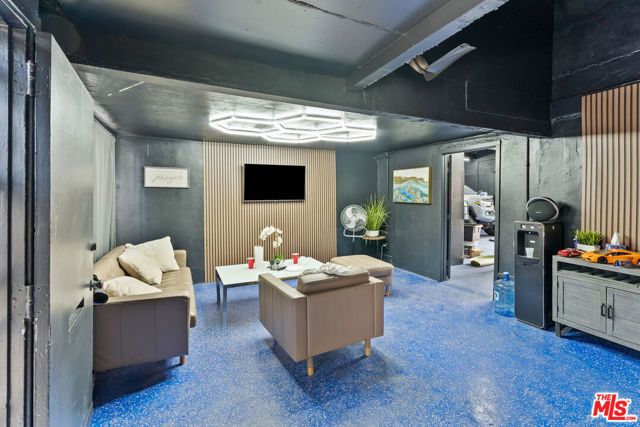 4141 E Olympic Boulevard, Los Angeles, CA 90023