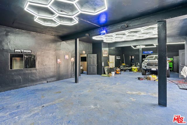 4141 E Olympic Boulevard, Los Angeles, CA 90023