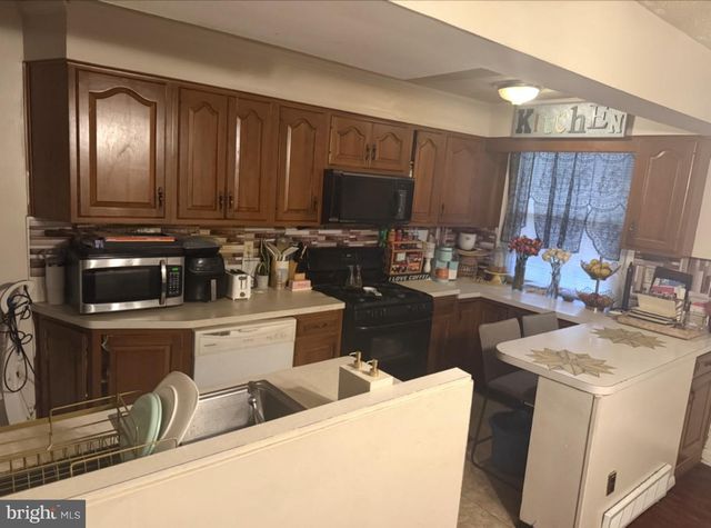 218 STEARLY ST, Philadelphia, PA 19111