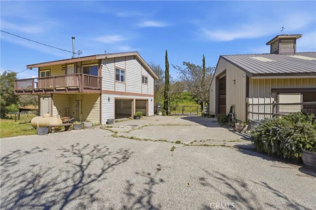 42135 San Francisquito Canyon Rd, Lake Hughes, CA 93532