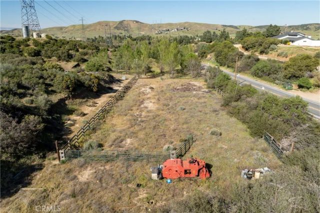 42135 San Francisquito Canyon Rd, Lake Hughes, CA 93532