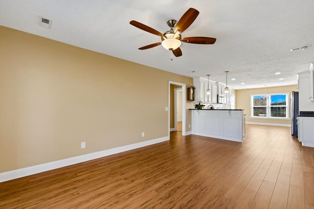 317 52nd Ave. N, North Myrtle Beach, SC 29582