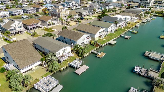 317 52nd Ave. N, North Myrtle Beach, SC 29582