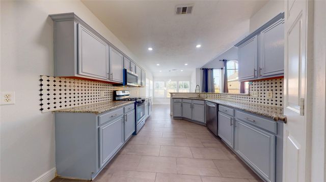 15319 Cobblestone Point Court, Sugar Land, TX 77498