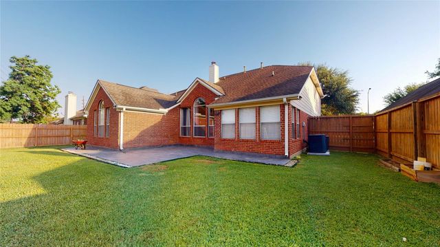 15319 Cobblestone Point Court, Sugar Land, TX 77498