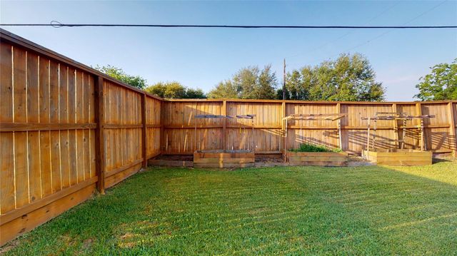 15319 Cobblestone Point Court, Sugar Land, TX 77498