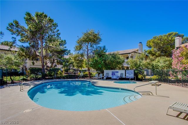 1333 Cinder Rock Drive 202, Las Vegas, NV 89128