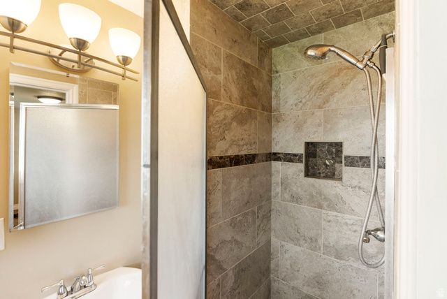 1170 S 1075 E, Clearfield, UT 84015