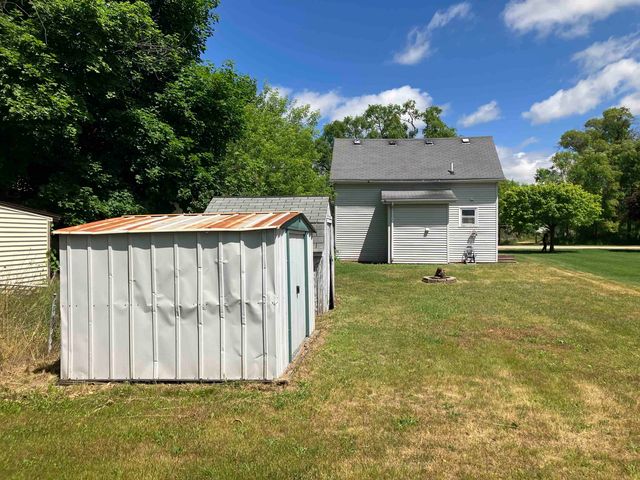210 Sherman Street, Gladwin, MI 48624