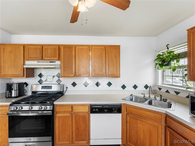 3043 Amherst Ridge Way, Colonial Heights, VA 23834