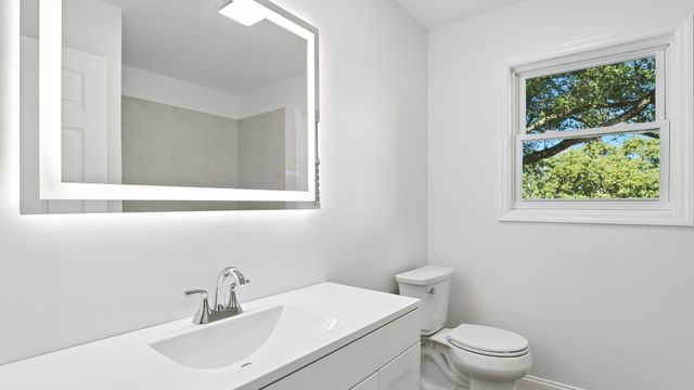 548 Hillside Ln, Gallatin, TN 37066