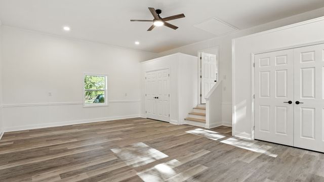 548 Hillside Ln, Gallatin, TN 37066