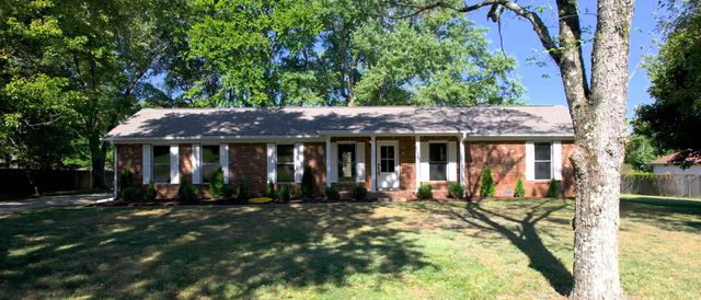 548 Hillside Ln, Gallatin, TN 37066