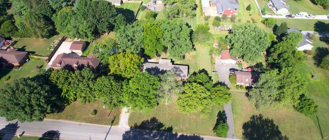 548 Hillside Ln, Gallatin, TN 37066