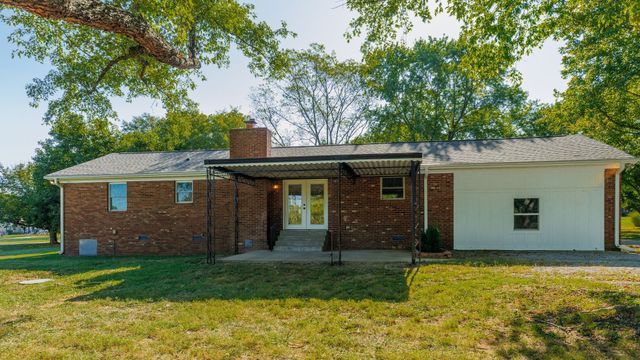 548 Hillside Ln, Gallatin, TN 37066