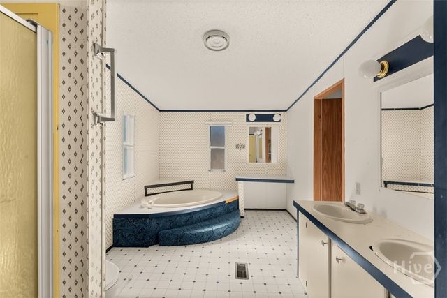 120 Eagle Drive, Springfield, GA 31329