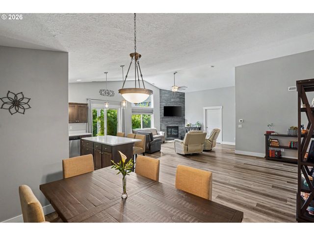 5721 SPRINGWOOD Ave, Salem, OR 97306