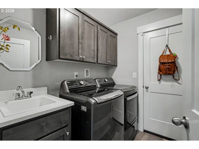 5721 SPRINGWOOD Ave, Salem, OR 97306