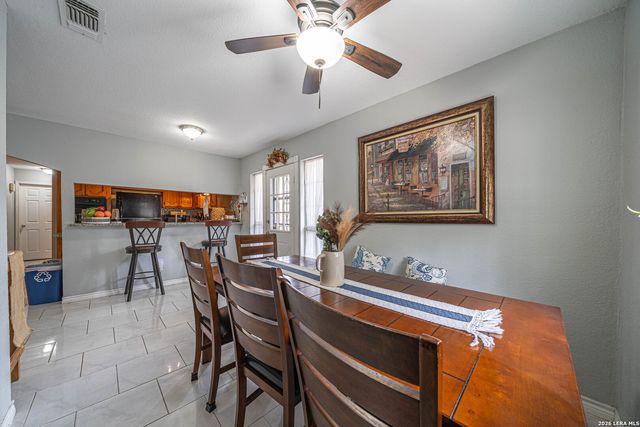 2202 LAKE LOUISE DR, San Antonio, TX 78228