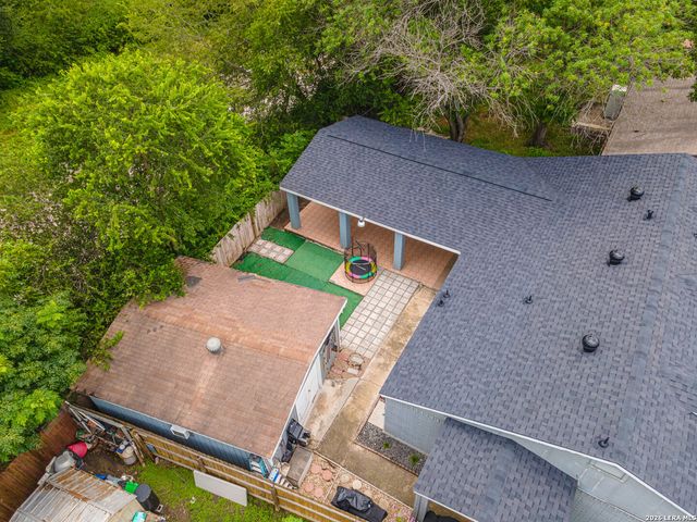 2202 LAKE LOUISE DR, San Antonio, TX 78228