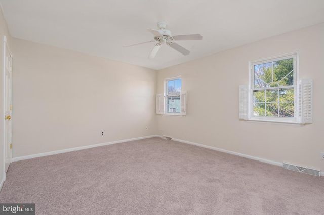 302 2ND ST, Newark, DE 19711