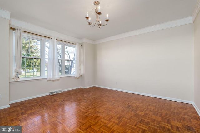 302 2ND ST, Newark, DE 19711