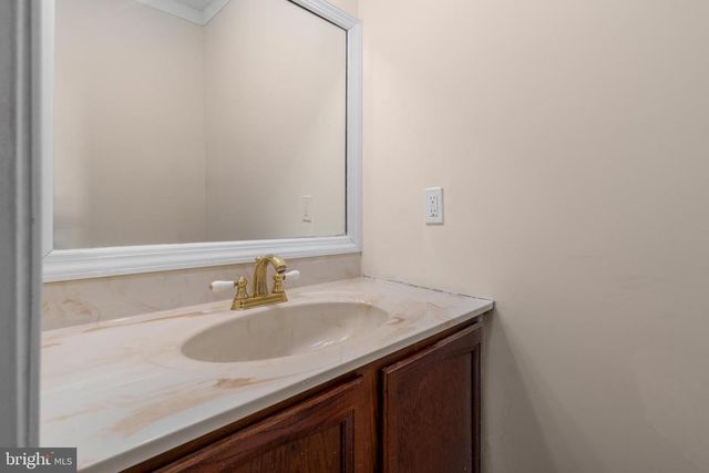 302 2ND ST, Newark, DE 19711