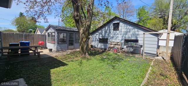 1827 Maryland Avenue E, Saint Paul, MN 55119