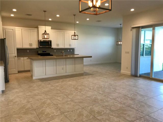 5208 Beland Dr, Lake Worth, FL 33467