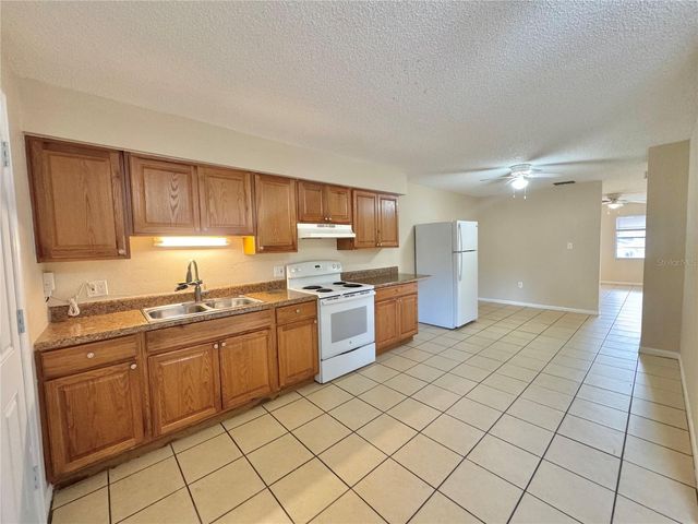 2571 ELM AVENUE, Lake Wales, FL 33898