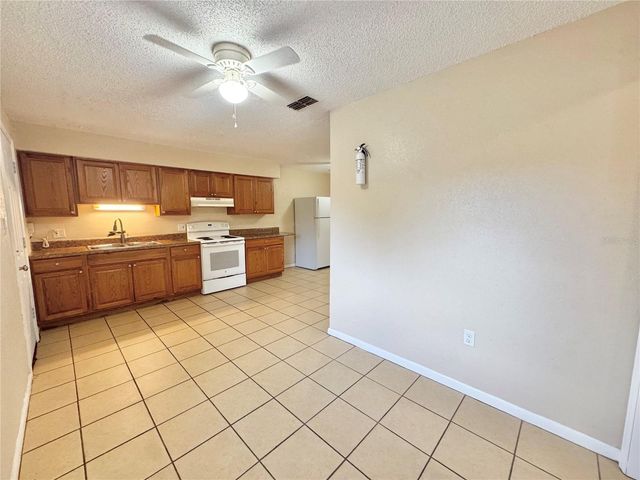 2571 ELM AVENUE, Lake Wales, FL 33898