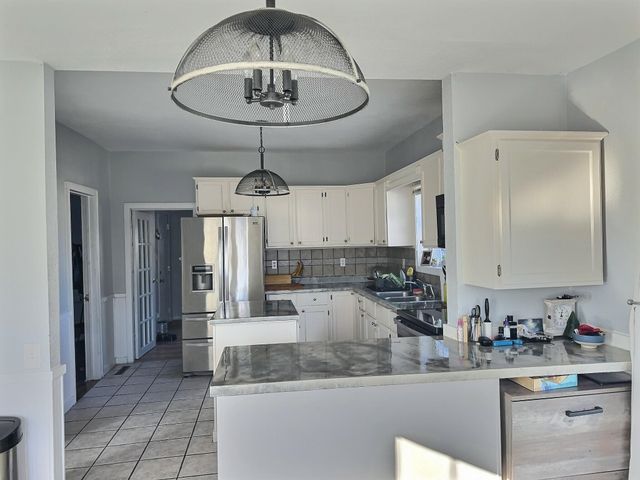 620 E 10th St, Newton, KS 67114