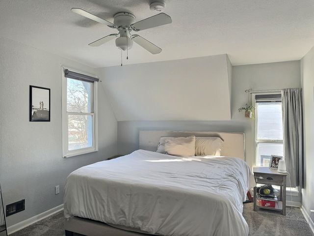 620 E 10th St, Newton, KS 67114