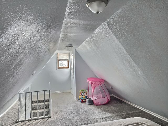 620 E 10th St, Newton, KS 67114