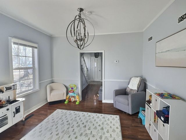 620 E 10th St, Newton, KS 67114