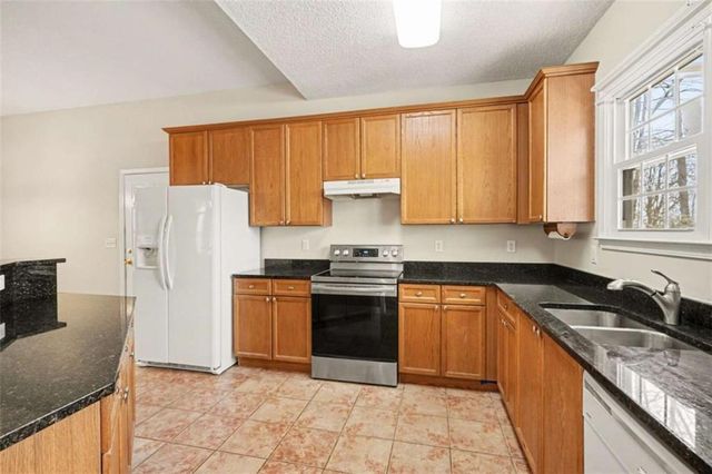 144 Amidon Drive, Villa Rica, GA 30180