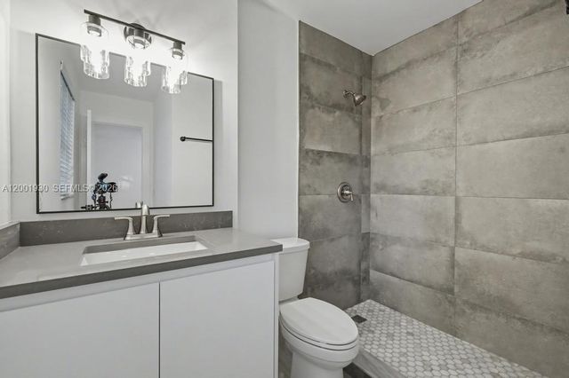 12224 SW 52nd Pl, Cooper City, FL 33330