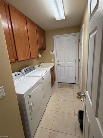 7264 Salerno CT, Naples, FL 34114