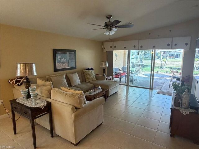 7264 Salerno CT, Naples, FL 34114