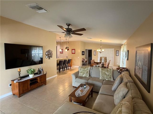 7264 Salerno CT, Naples, FL 34114