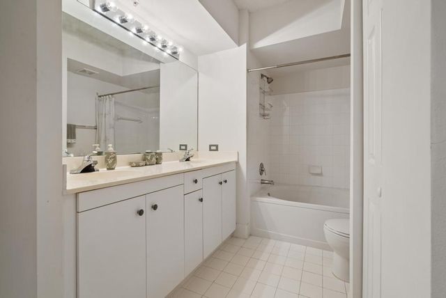 2202 Tuscany Way, Boynton Beach, FL 33435