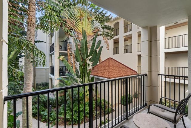 2202 Tuscany Way, Boynton Beach, FL 33435