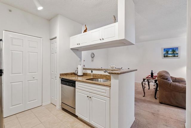 2202 Tuscany Way, Boynton Beach, FL 33435