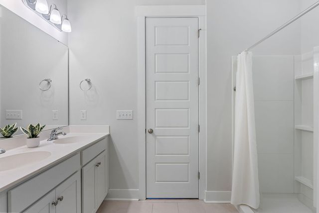 125 Trumpet Vine Drive, Summerville, SC 29483